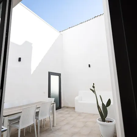 Vakantiehuis Le Dimore Di Nonna Nina Taviano (Lecce)